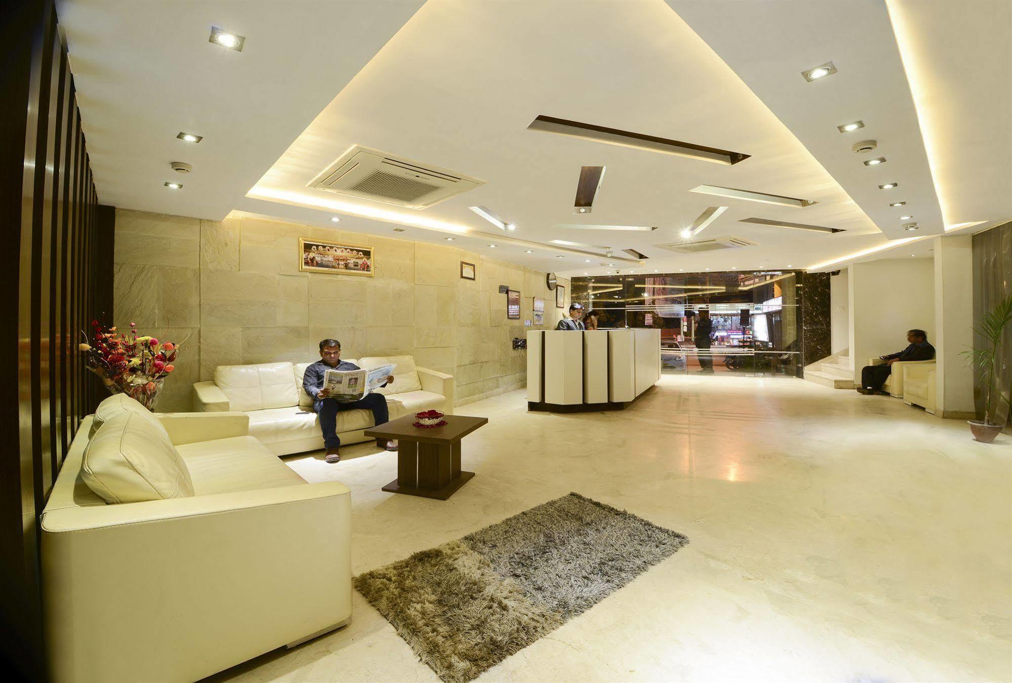 Fabhotel Plus Maniram Palace 阿格拉 外观 照片